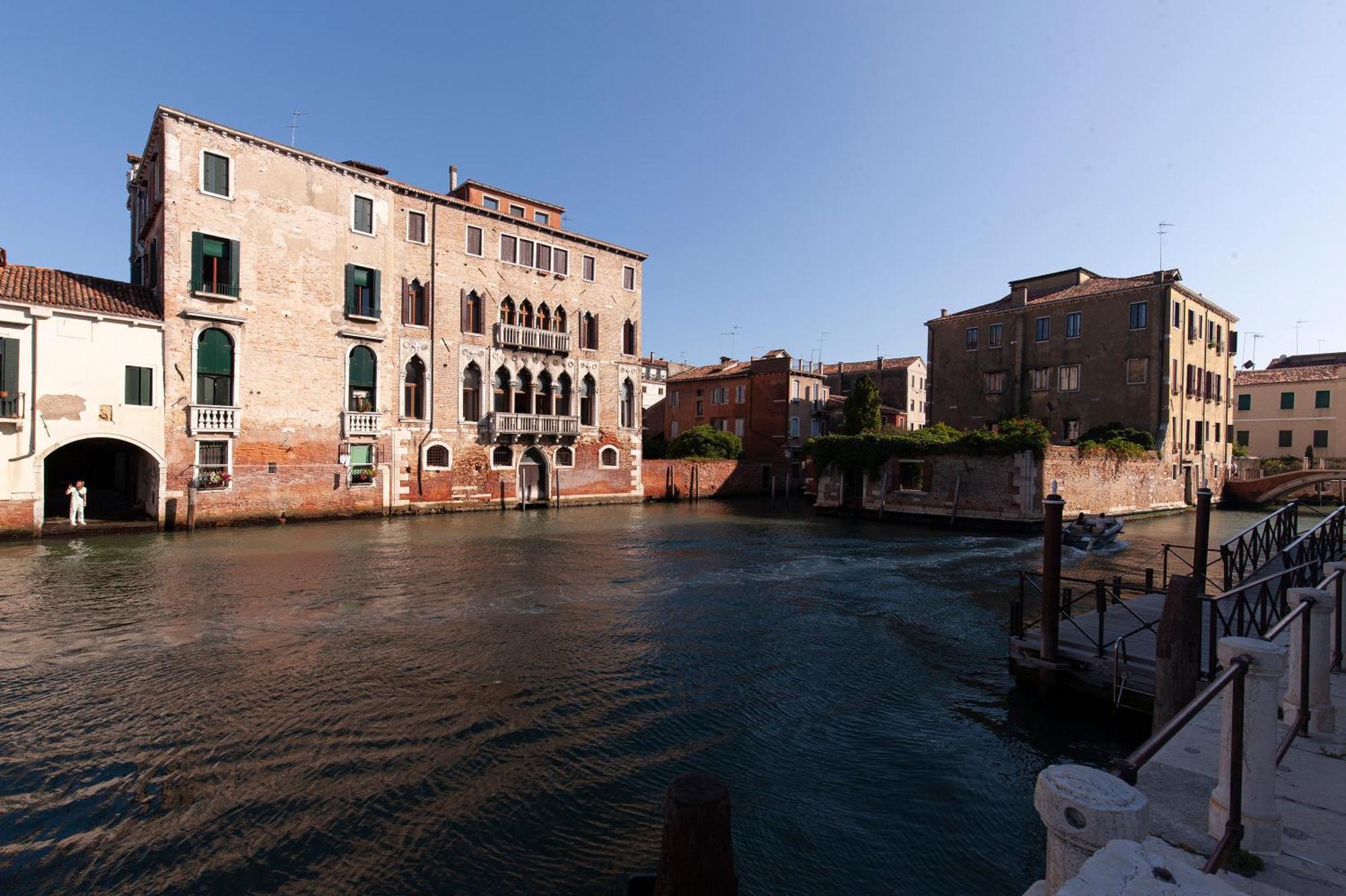 Luxury Apartment Pesaro Papafava Venice Exterior photo